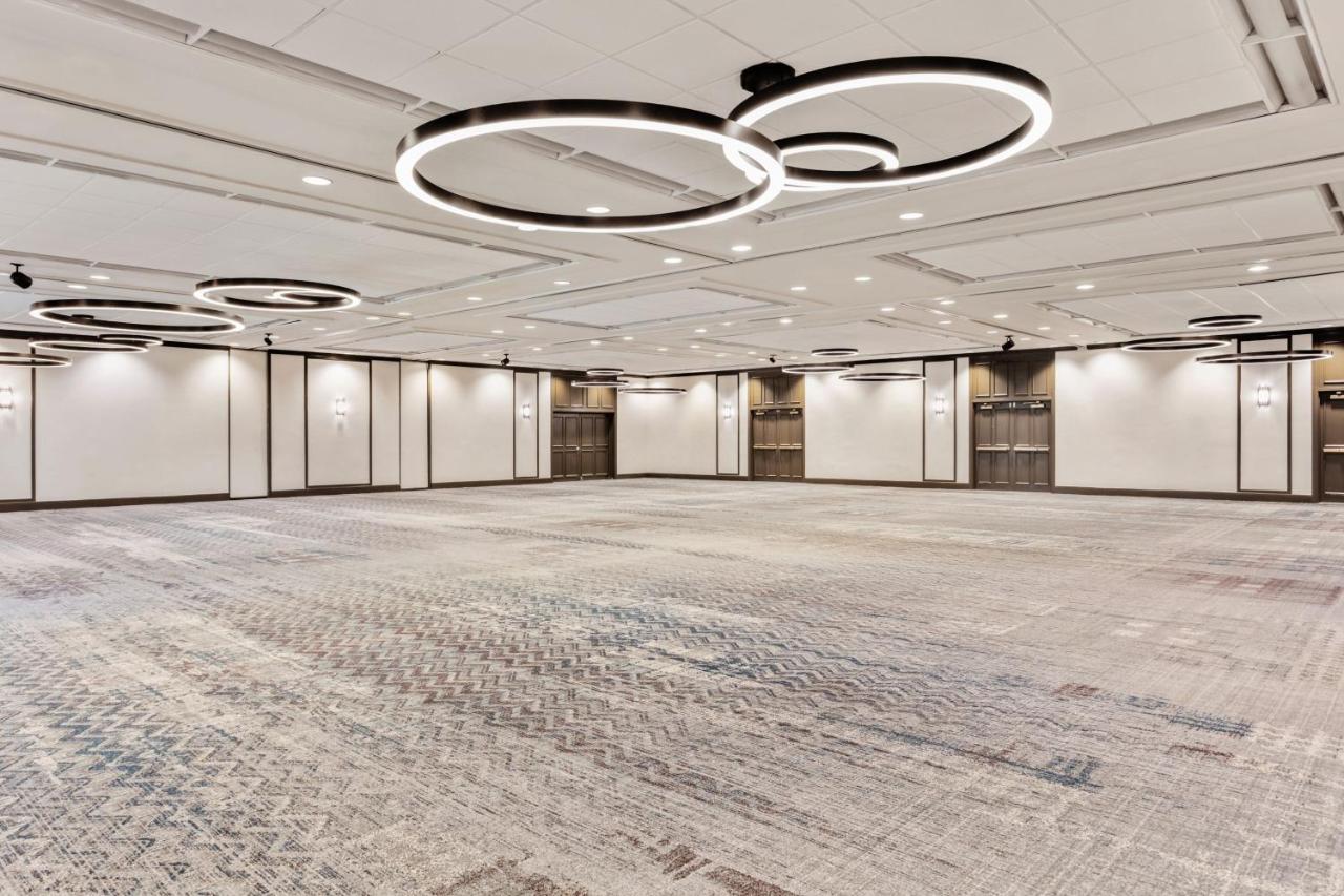 Delta Hotels By Marriott Burlington Eksteriør billede