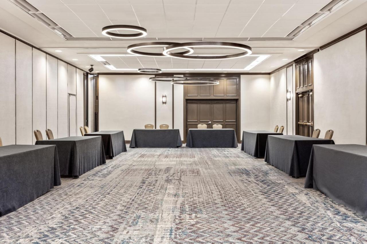 Delta Hotels By Marriott Burlington Eksteriør billede