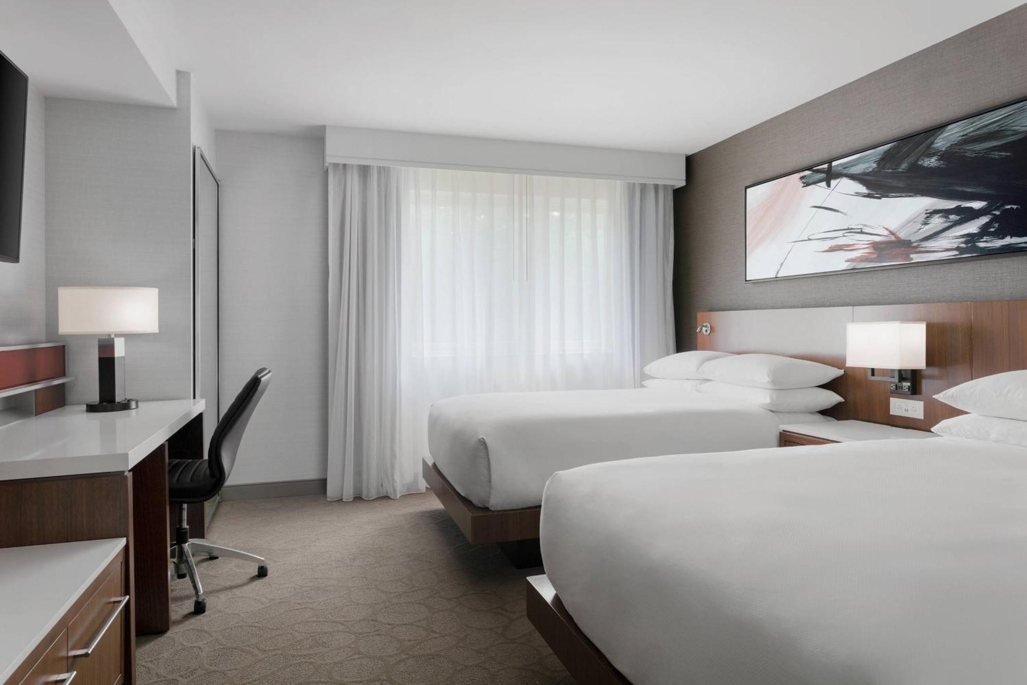 Delta Hotels By Marriott Burlington Eksteriør billede