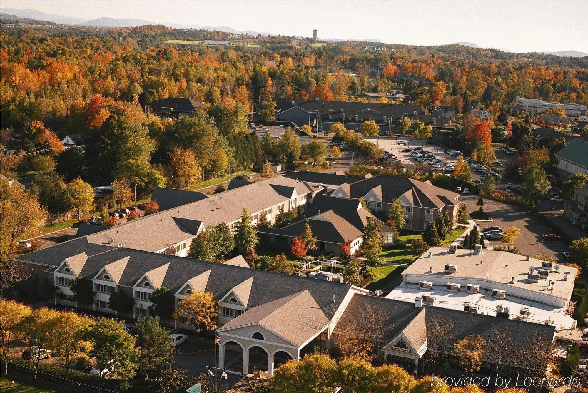 Delta Hotels By Marriott Burlington Eksteriør billede
